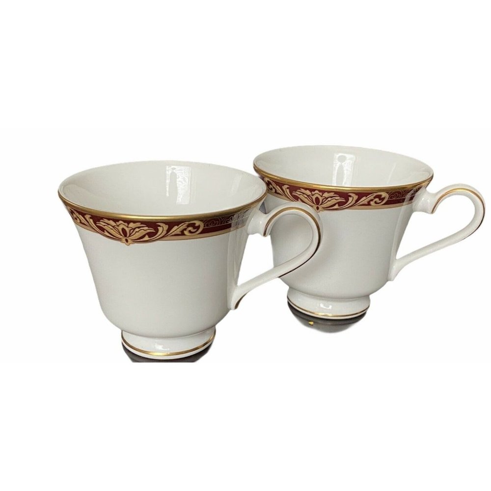 2 Royal Doulton Tennyson Tea Cup Fine Bone China W